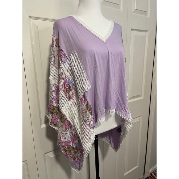 POL Purple and Floral V Neck Top - Picture 1 of 3